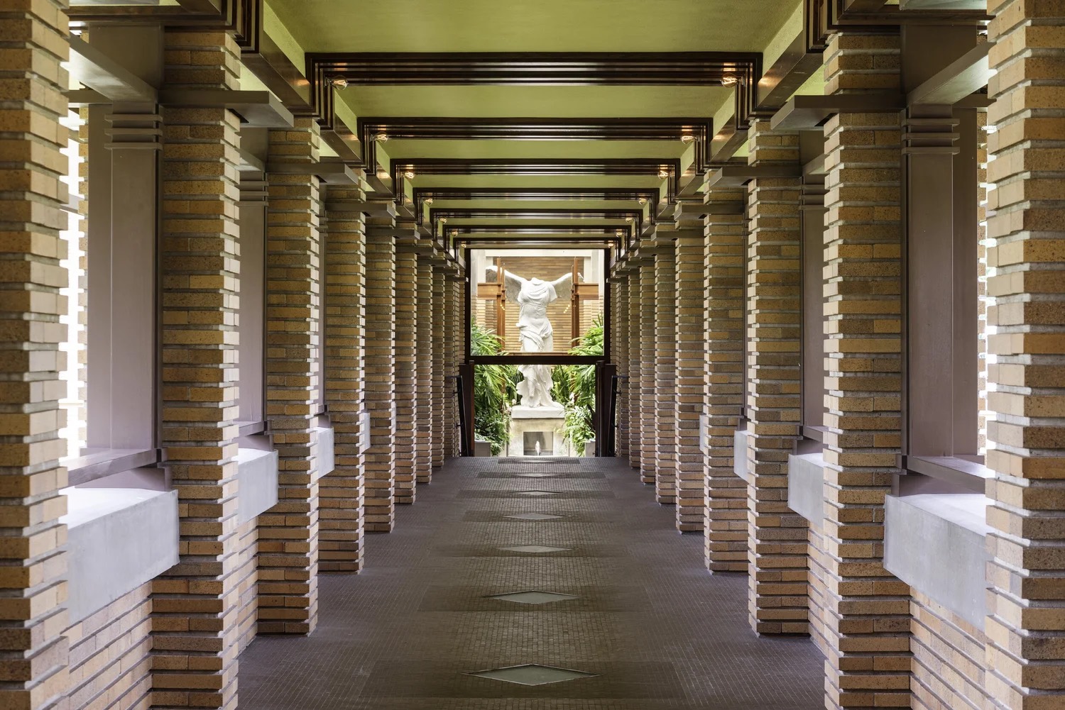 Frank Lloyd Wright's Darwin Martin House in Buffalo NY