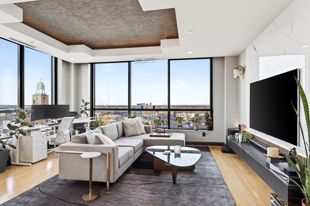 Rental photography, condo living space at 610 Main